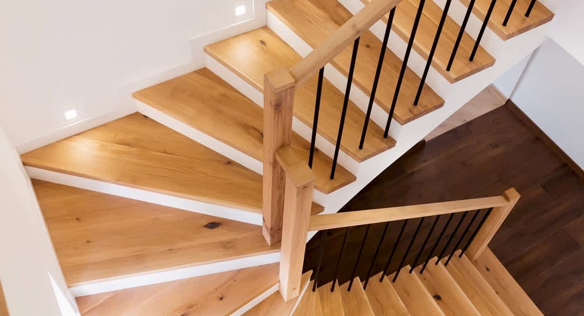 stair-installation-woodnfloor-london-min