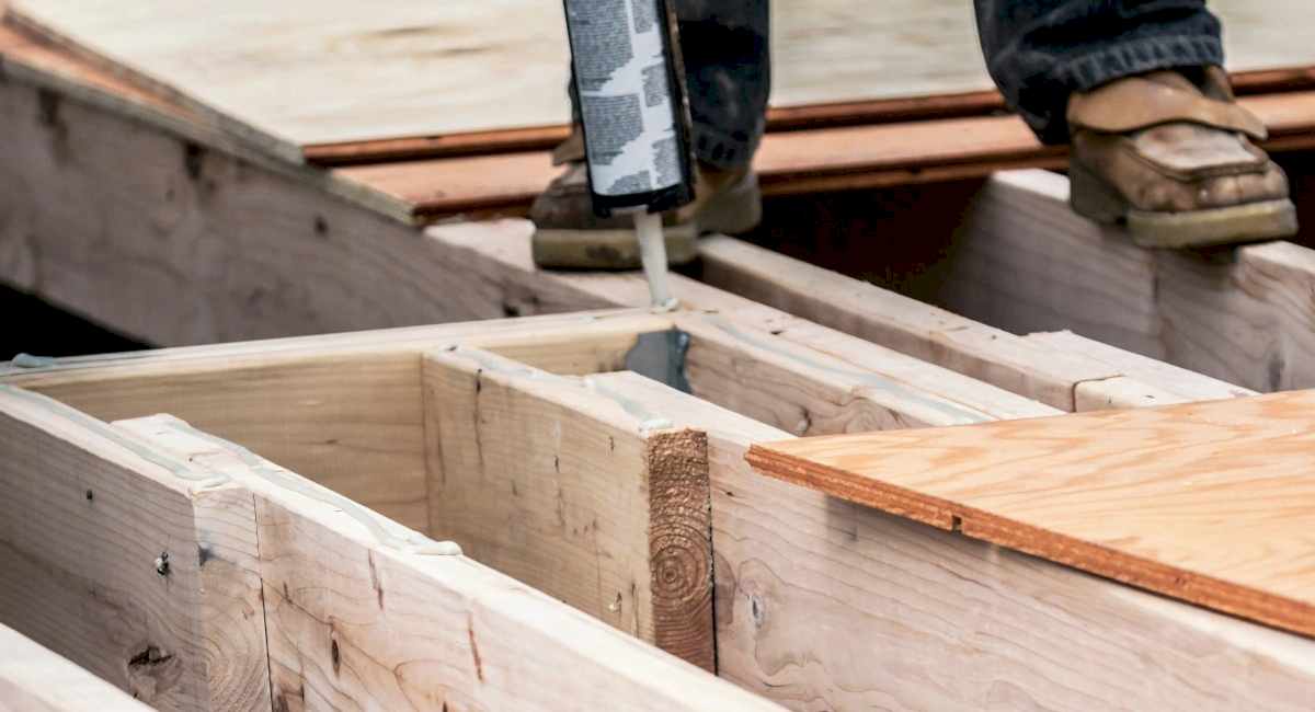 sub-floor-levelling-woodnfloor-london-min